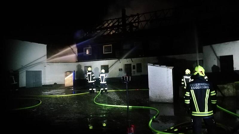 Großbrand in Eggerding: Bauernhaus brannte völlig nieder