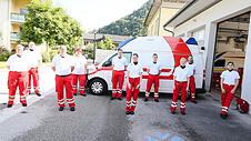 Sechs neue Freiwillige im Einsatz für das Rote Kreuz