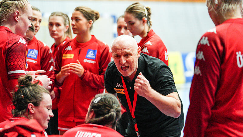 Handball-Frauen flogen ohne Teamchef zur WM