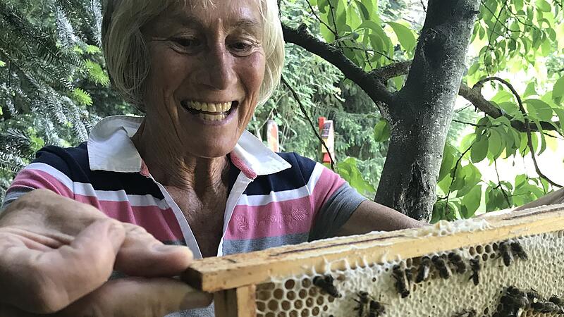 "Der Honig unserer fleißigen Bienen ist köstlich"